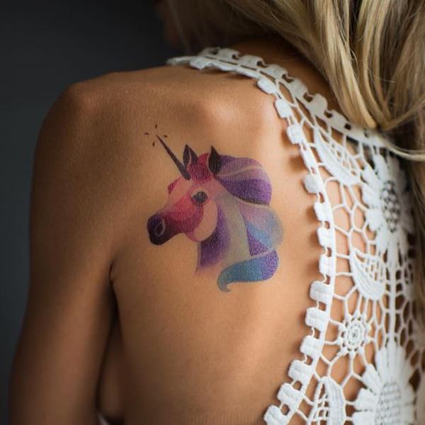 TATUAGENS DE CAVALO PARA SE INSPIRAR AQUI  Horse tattoo, Horse tattoo  design, Pegasus tattoo