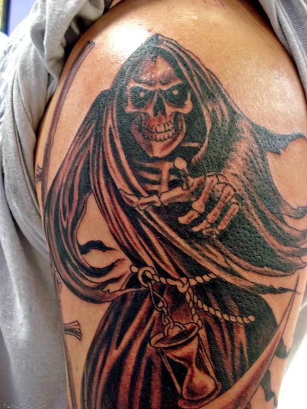 35 Daring Grim Reaper Tatuagem Ideias e Significados 32 