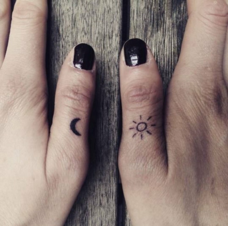 melhor-tatuagens-dedos-opções-lua-sol 