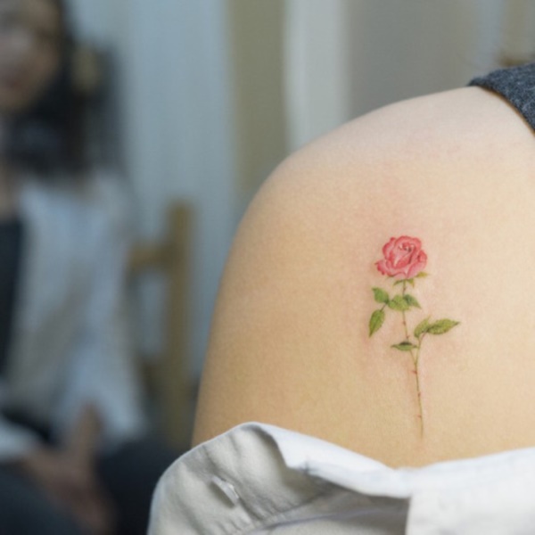 Idéias e projetos pequenos relevantes do Tattoo para Girls0501 