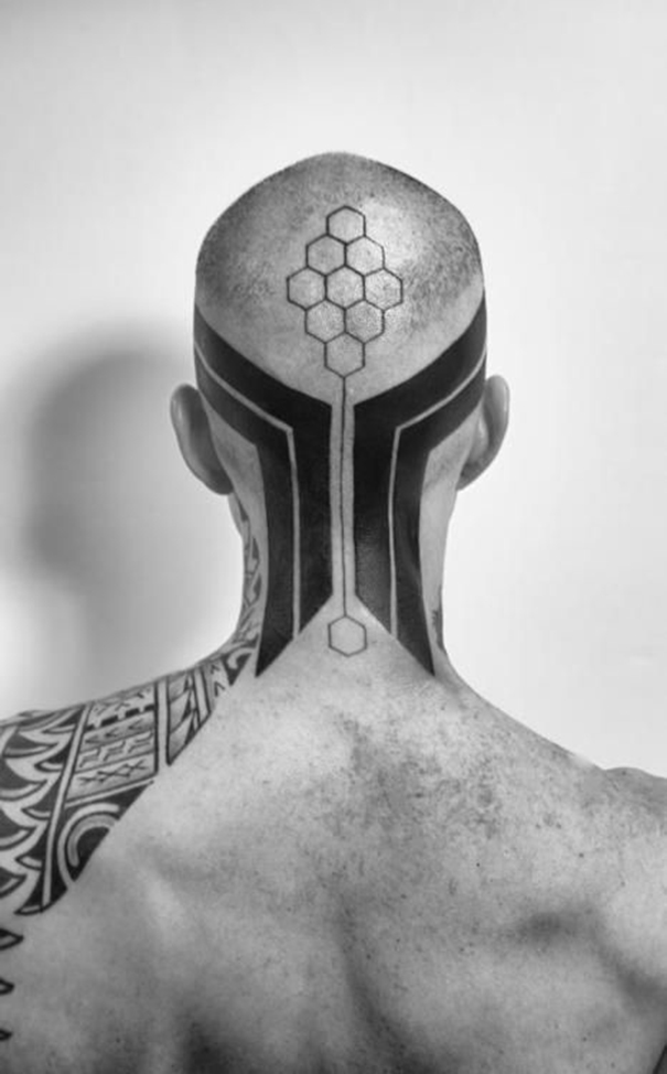 tatuagem cabeça blackwork para homens 