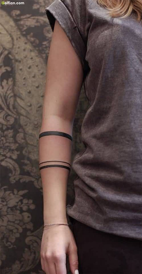 tatuagem de mulheres no braço