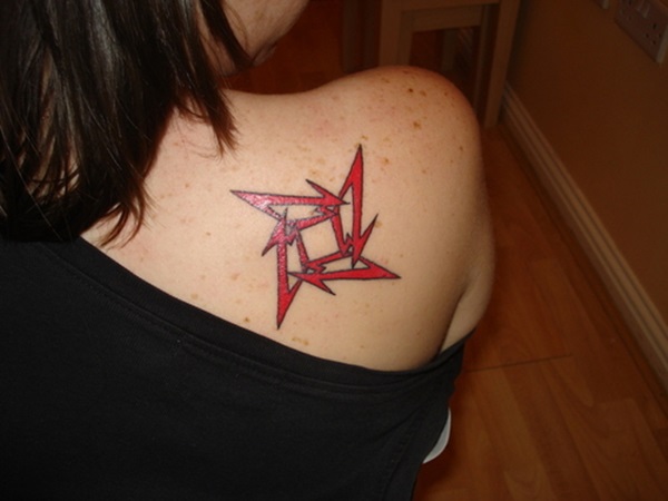 Significados e desenhos do tatuagem da estrela de Ninja 17 