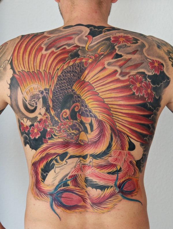 35 idéias de tatuagem de Phoenix e seus significados simbólicos 11 