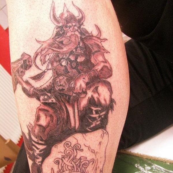 Desenhos e significados do tatuagem Viking audaz 19 
