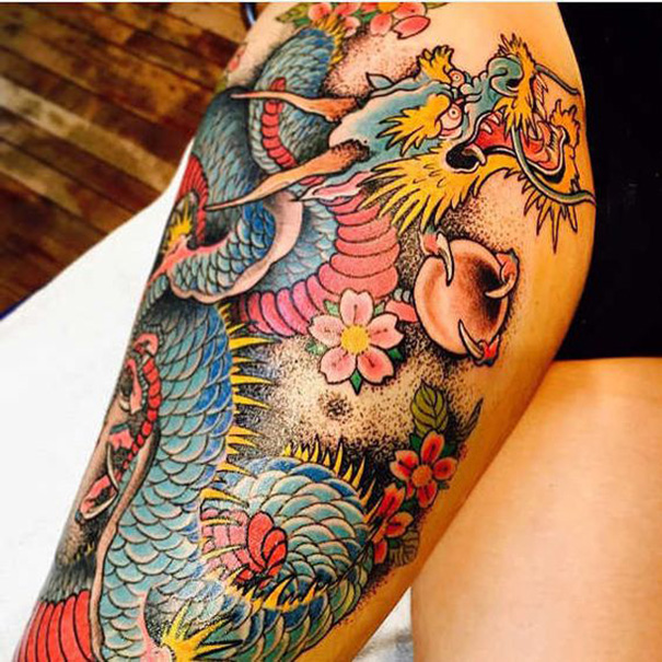 tatuagem de dragão japonês para mulheres 