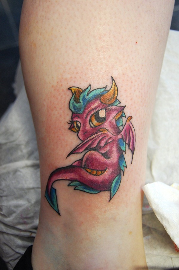 Desenhos de tatuagem de dragão para mulheres e homens51 
