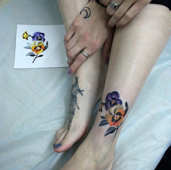 Belos desenhos de tatuagens florais que vão explodir sua mente0491 