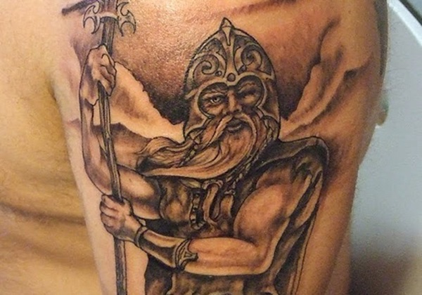 Desenhos e significados do tatuagem Viking audaz 24 