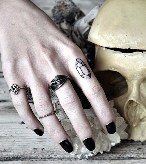 Projetos bonitos dos tatuagens do dedo (22) 