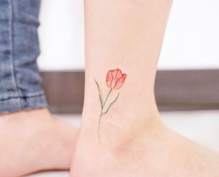 tatuagem de flor de papoula 