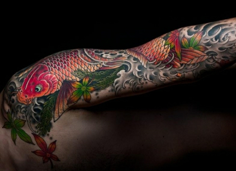 boa tatuagem de peixe Koi 
