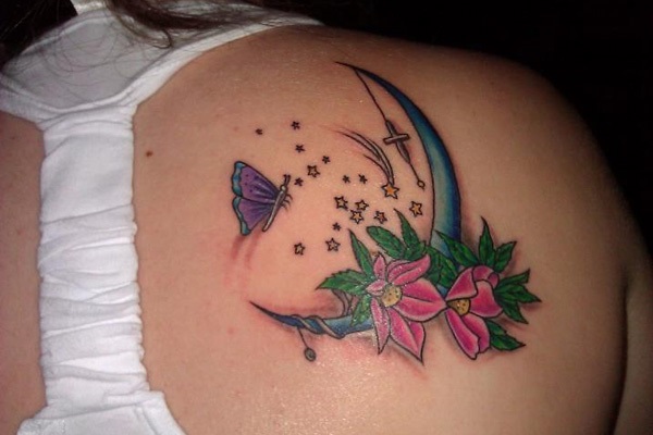 tatuagem de borboleta com flores 37 
