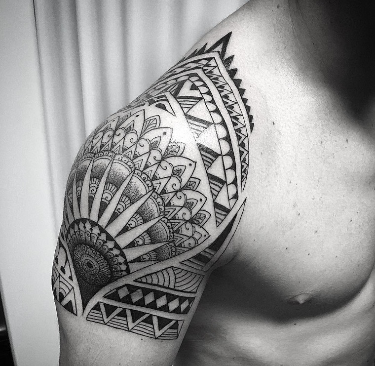 tatuagens-mandalas-projetos-moderno-ombro-homem 
