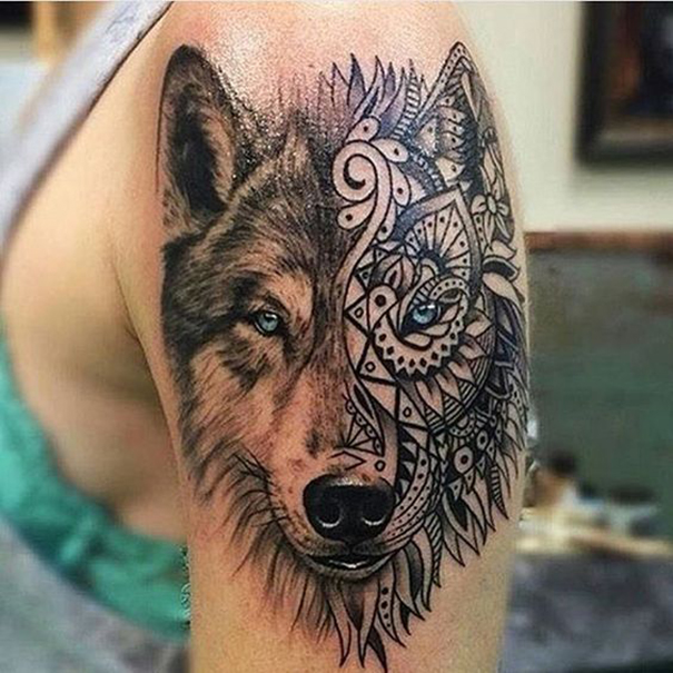 tatuagem de lobo no ombro 