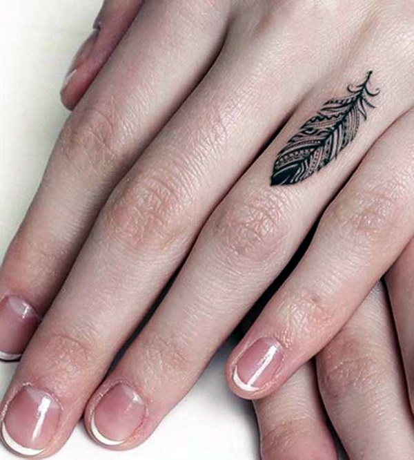 Projetos bonitos dos tatuagens do dedo (12) 