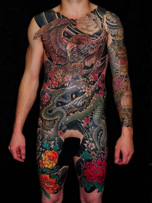 Desenhos de tatuagem de corpo inteiro para homens e mulheres15 