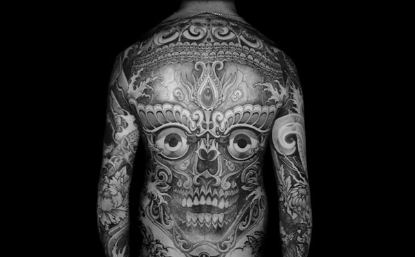 Desenhos de tatuagem de corpo inteiro para homens e mulheres37 