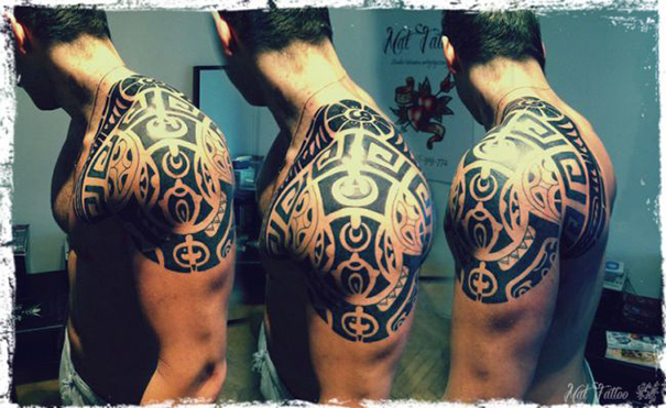 homens maori tatuagem 
