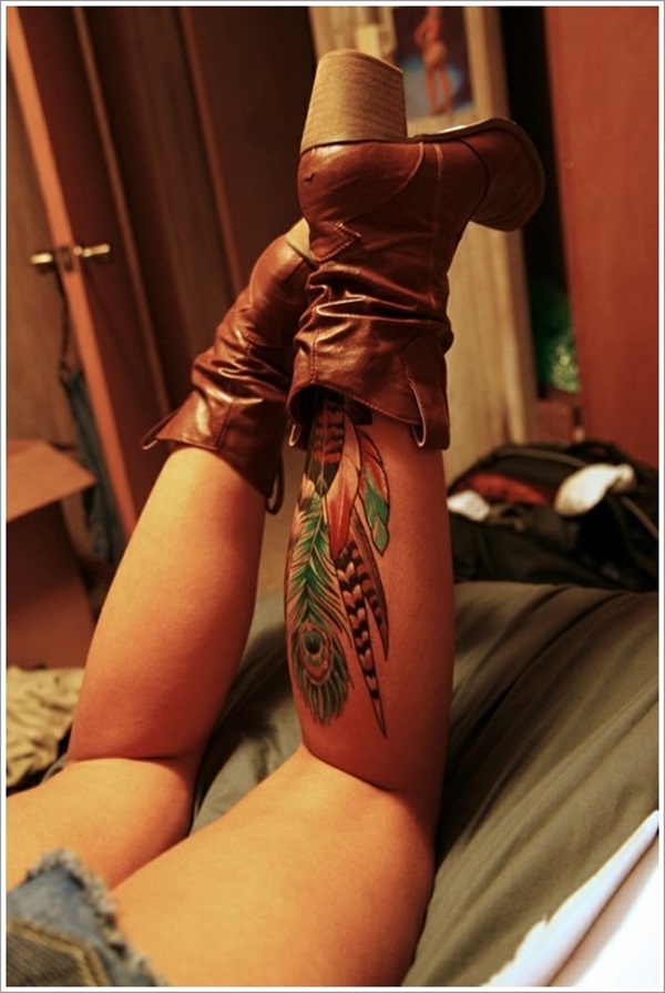 35 belos desenhos de tatuagem de pena e significados 7 