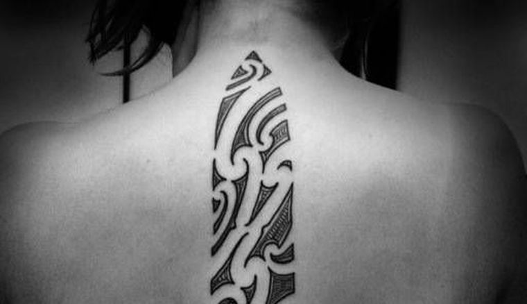 Tatuagens maori que significa opções de volta 
