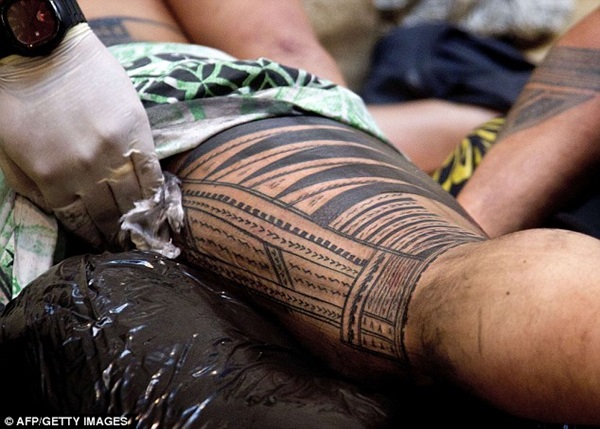 Desenhos de tatuagem de ilhas do Pacífico e idéias 8 