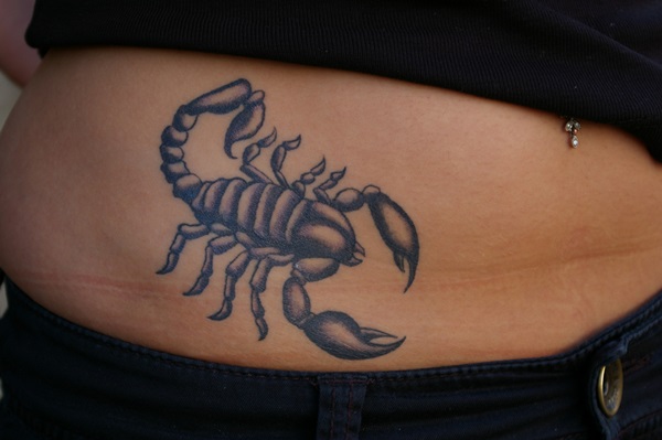 35 tatuagens de escorpião sizzling e seus significados 32 