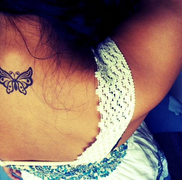 Desenhos de tatuagem de borboleta bonito39 