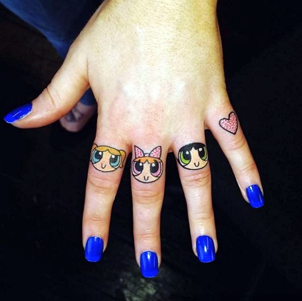 Projetos bonitos dos tatuagens do dedo (46) 