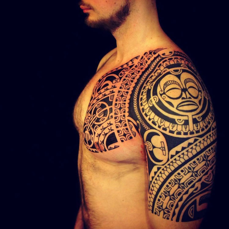 tatus projeta com tribal para homens 