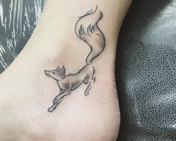 Tatuagem do pé da raposa 