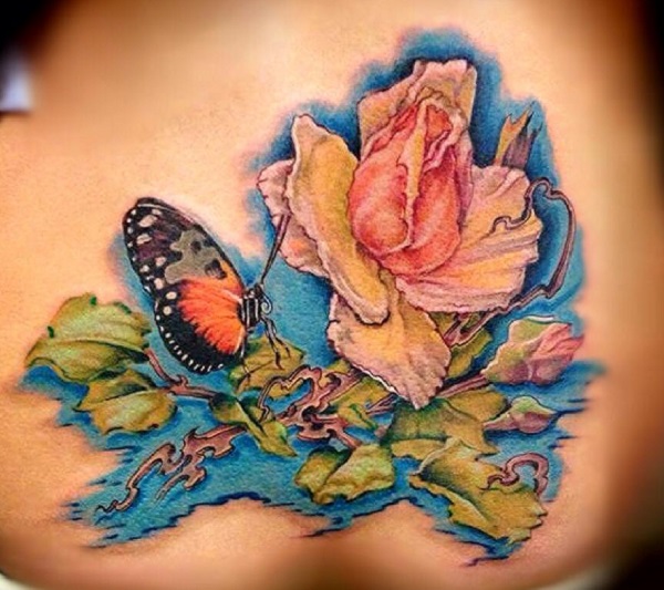 tatuagem de borboleta com flores 25 