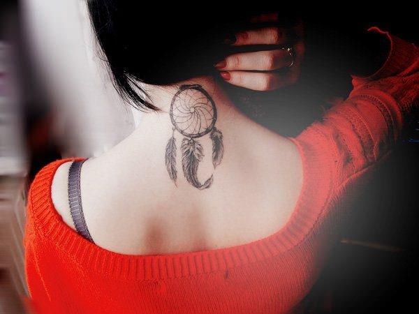 Desenhos de tatuagem de pescoço e idéias3 