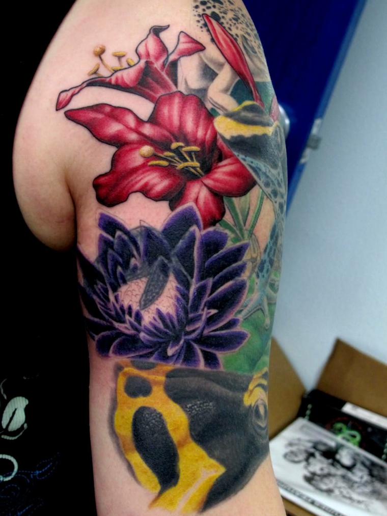 tatuagens meia manga homens flores 