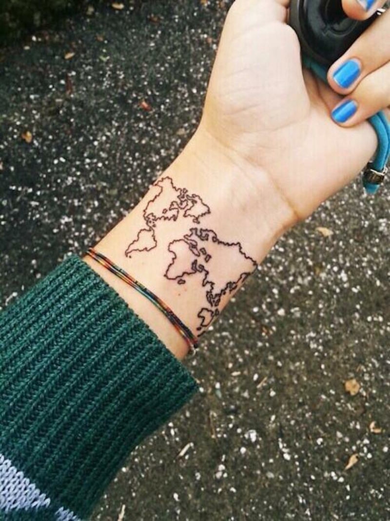 tatuagens-elegante-mulheres-world-map 