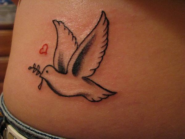 Desenhos de tatuagem de pássaro30 