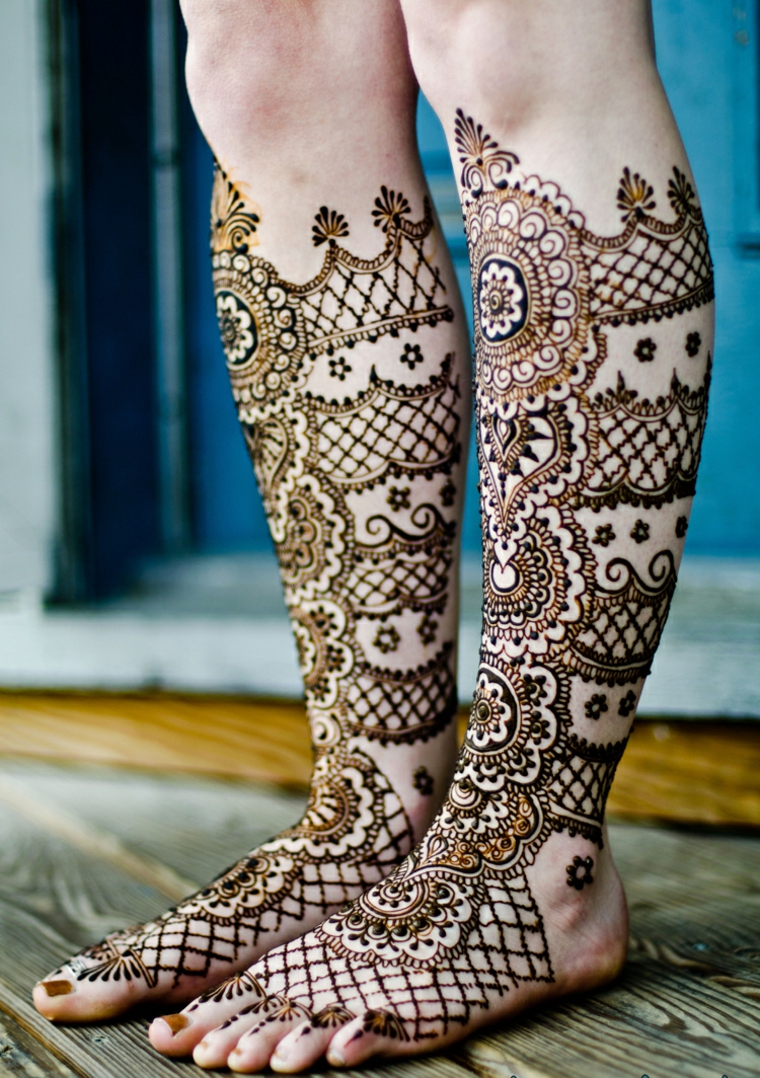 pernas de tatuagem de henna 