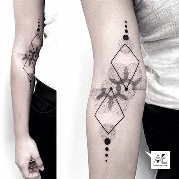 tatuagem abstrata dotwork 