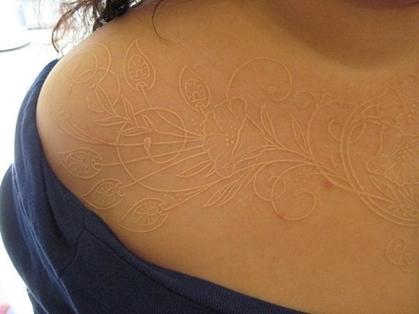 121115-tatuagens de tinta branca-tatuagens de tinta branca-37 