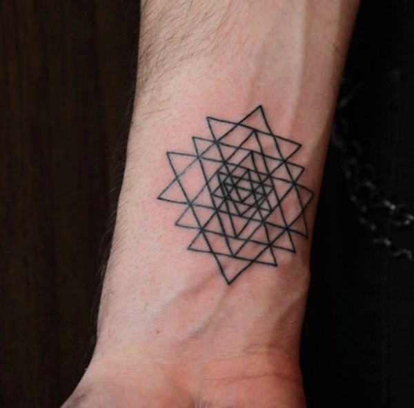 tatuagens de geometria creemmagazine.com 32 