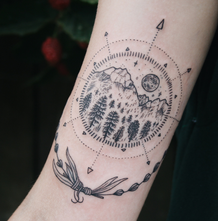 tatuagem desenho muito compas montanas 