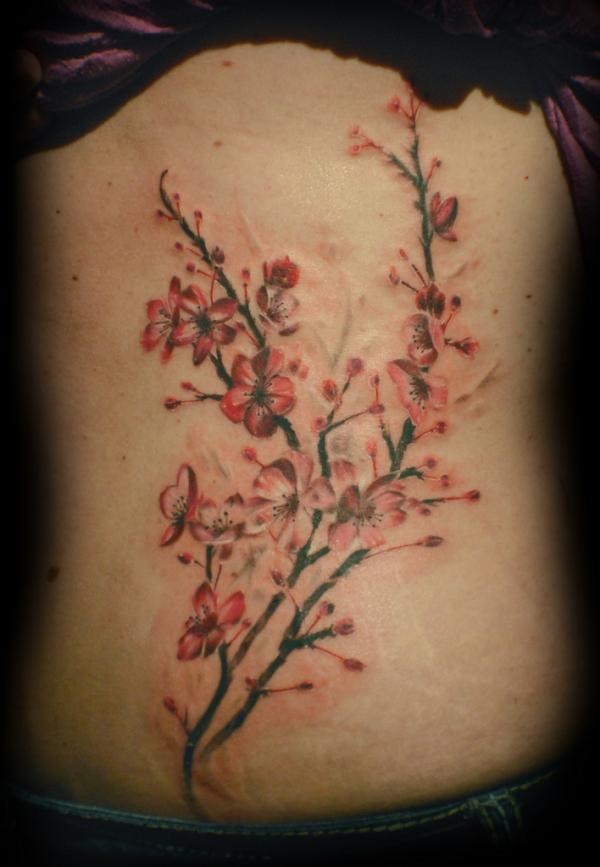 Flor de cerejeira desenhos de tatuagem de árvore e significados 11 