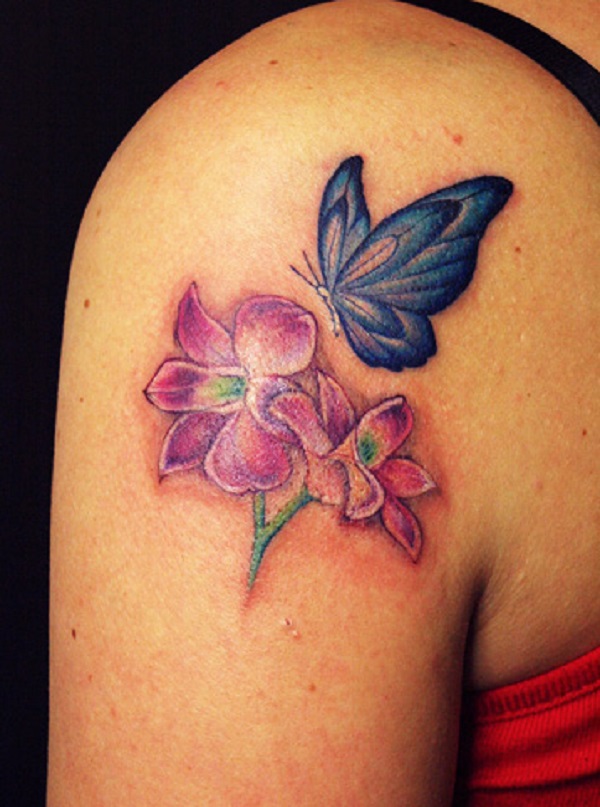 tatuagem de borboleta com flores 45 