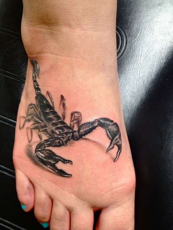 35 tatuagens de escorpião sizzling e seus significados 7 