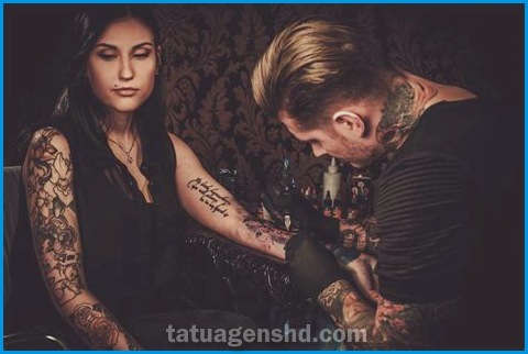 Cuidados essenciais com tatuagens femininas