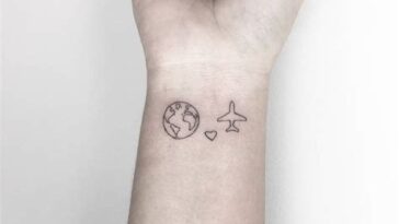 Ideias de tatuagens pequenas e discretas para quem ama minimalismo