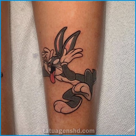 Inspire-se com tatuagens de personagens de desenhos animados únicas