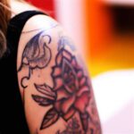 Os artistas por trás das tatuagens favoritas das celebridades