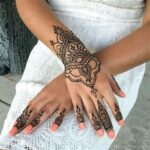 Tatuagem de Henna: Uma Alternativa Temporária e Estilosa