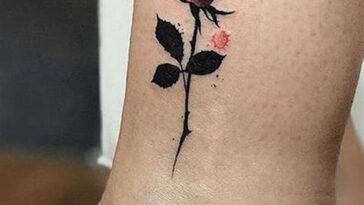 Tatuagem de rosas: uma opção feminina clássica